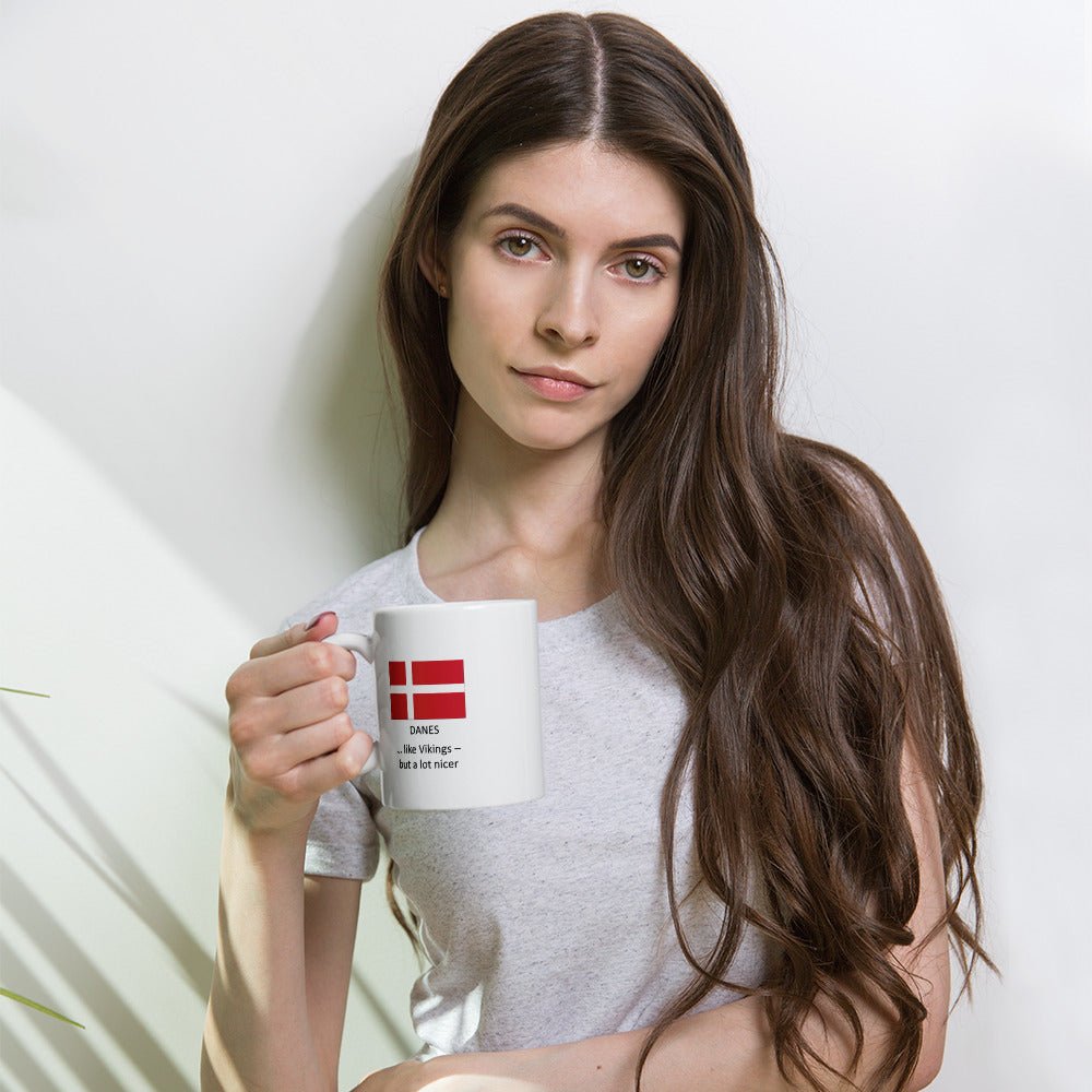 White glossy mug - DMC Stores
